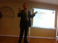 Plan B, Çorum Hitit Üniversitesi MÜTHİŞ Topluluğu ve HİTİTSİAD’ın davetiyle TÜTEV’de yapılan “Lider Benim” Semineri’ne katılarak “Liderlik” eğitimi verdi